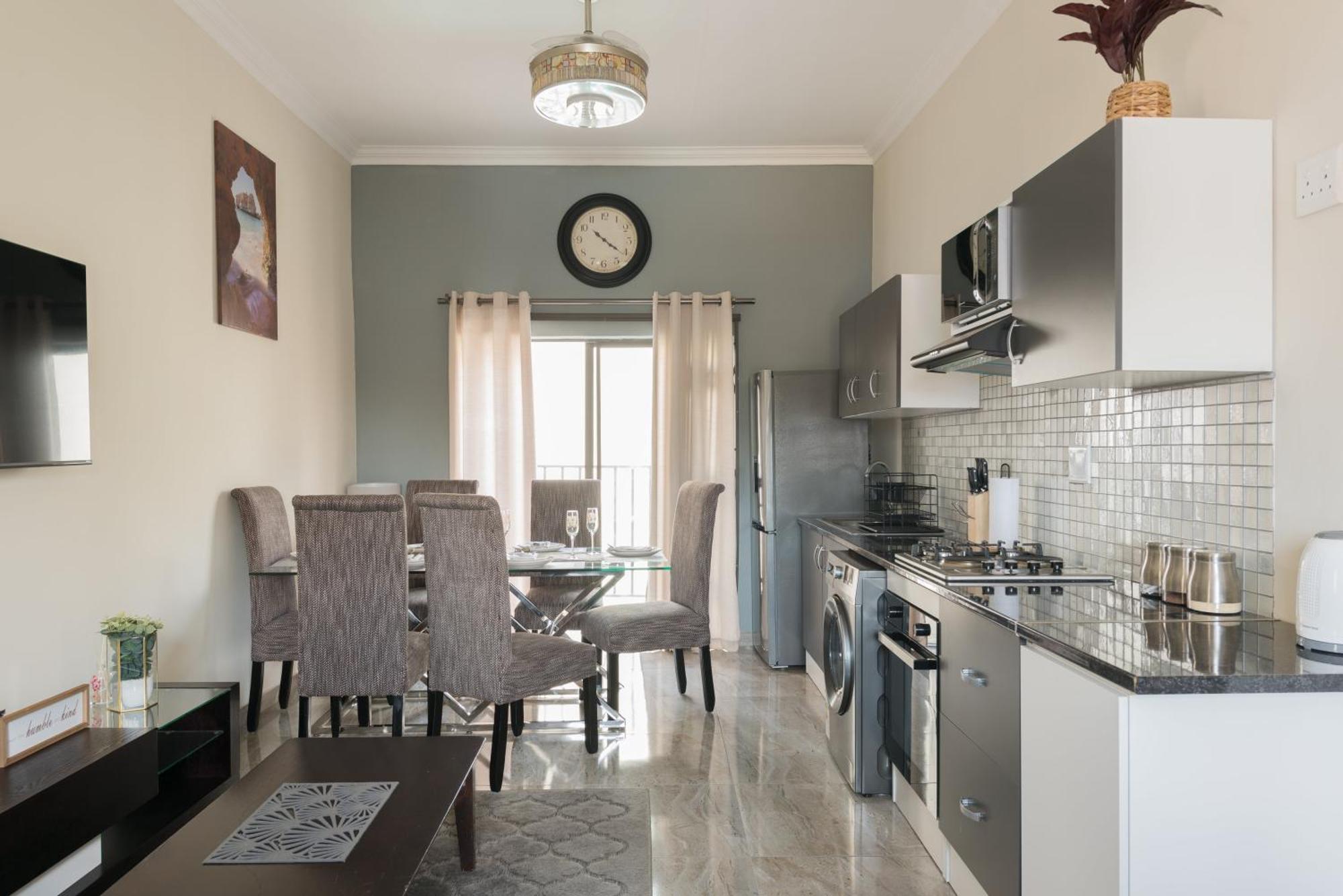 Evans Village - Apartments & Spa Johannesbourg Extérieur photo