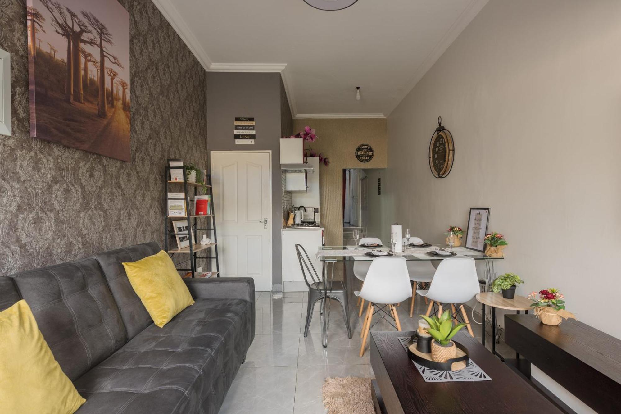 Evans Village - Apartments & Spa Johannesbourg Extérieur photo
