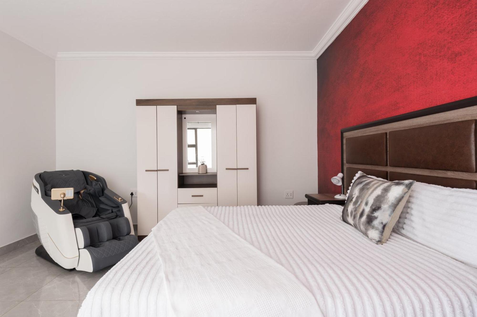 Evans Village - Apartments & Spa Johannesbourg Extérieur photo